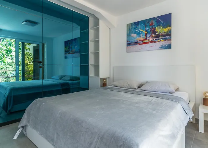 Villa Azure Horizon