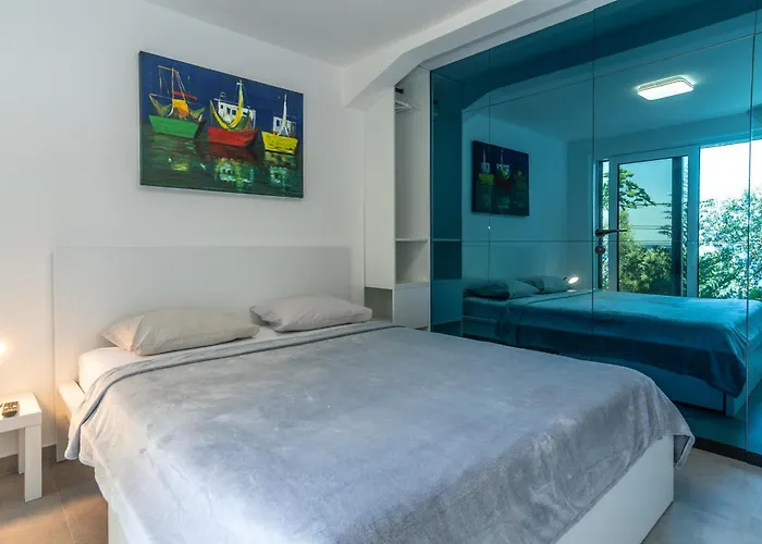 Villa Azure Horizon *