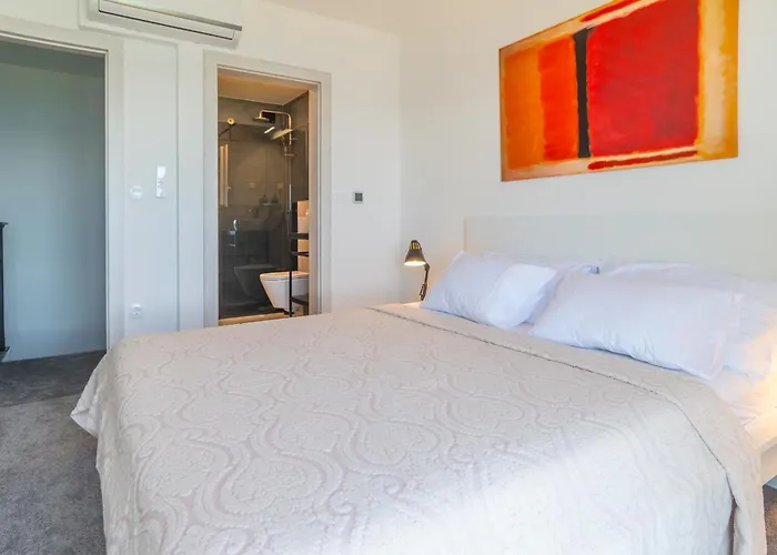 Villa Azure Horizon *