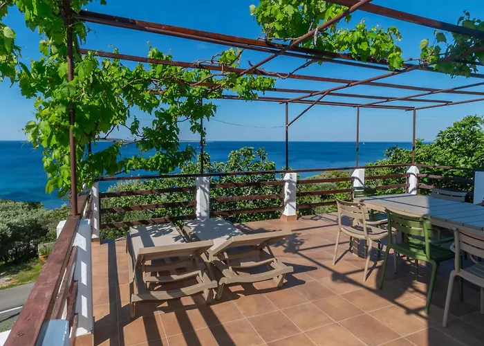 Villa Azure Horizon