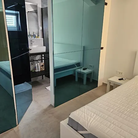 Azure Horizon * Miholascica