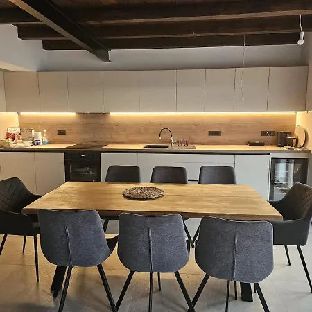 Villa Azure Horizon Miholascica