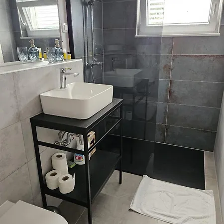 Azure Horizon Villa *